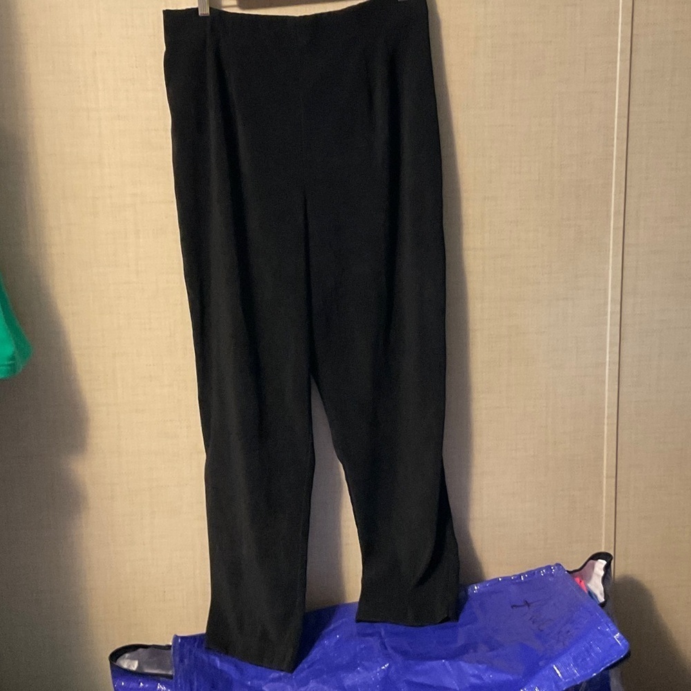 Briggs New York Black Straight Leg Pants